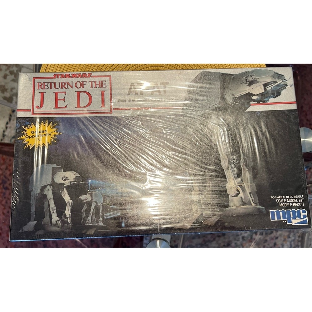 MPC Star Wars ROTJ AT-AT Imperial Walker Model Kit 1-1929 Factory Sealed